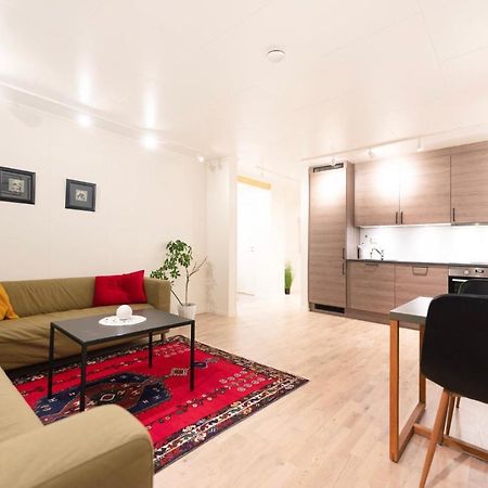 Aurora And Midnight Sun Apartment ทรอมโซ ภายนอก รูปภาพ