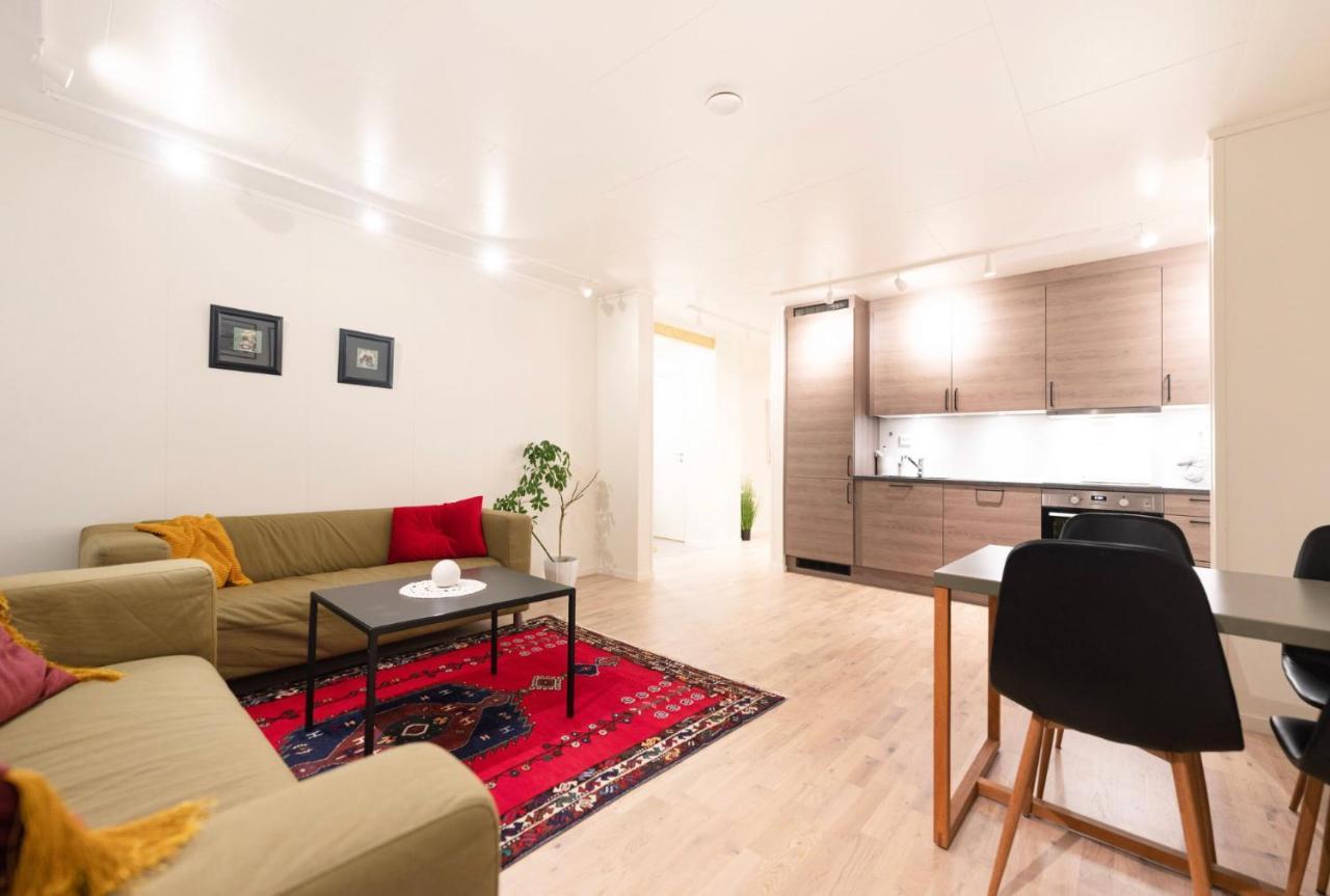 Aurora And Midnight Sun Apartment ทรอมโซ ภายนอก รูปภาพ